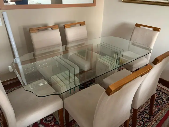 Mesa de vidro com película aplicada pela Edu Film